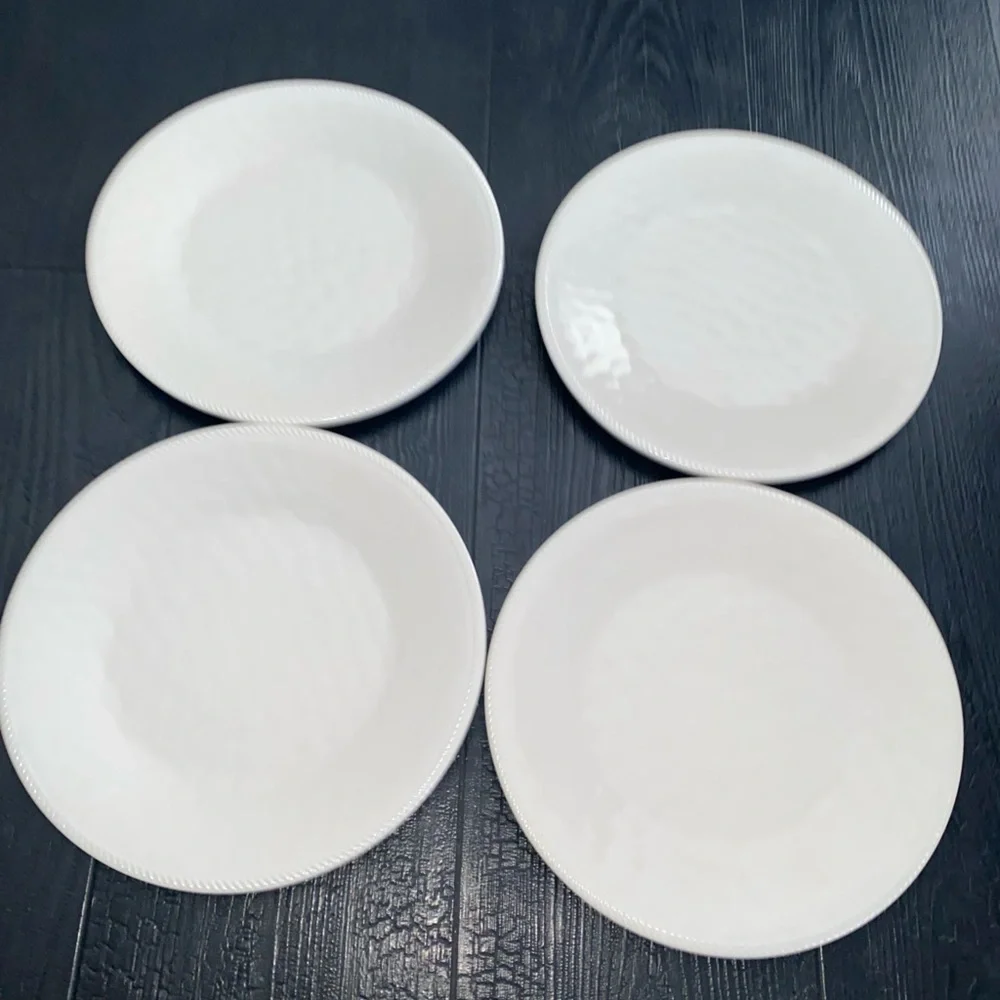 Threshold White Melamine Dinner Plates Set Of 4‎ Hammered Style